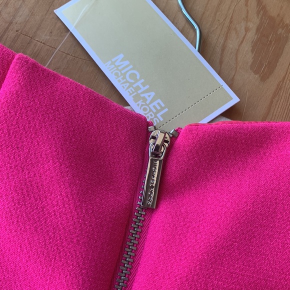 NWT 🌸 Michael Kors Hot Neon Barbicore Barbie 💕 Pink Peplum Flare Hem Top Sz 2 - Picture 14 of 16